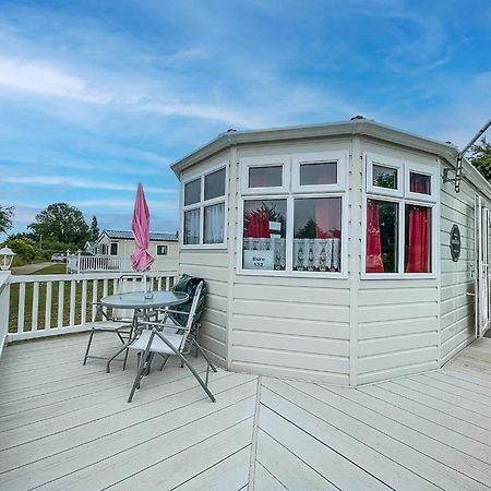 Great Dog Friendly Caravan To Hire With Field Views In Norfolk Ref 10132B Belton with Browston Exterior foto